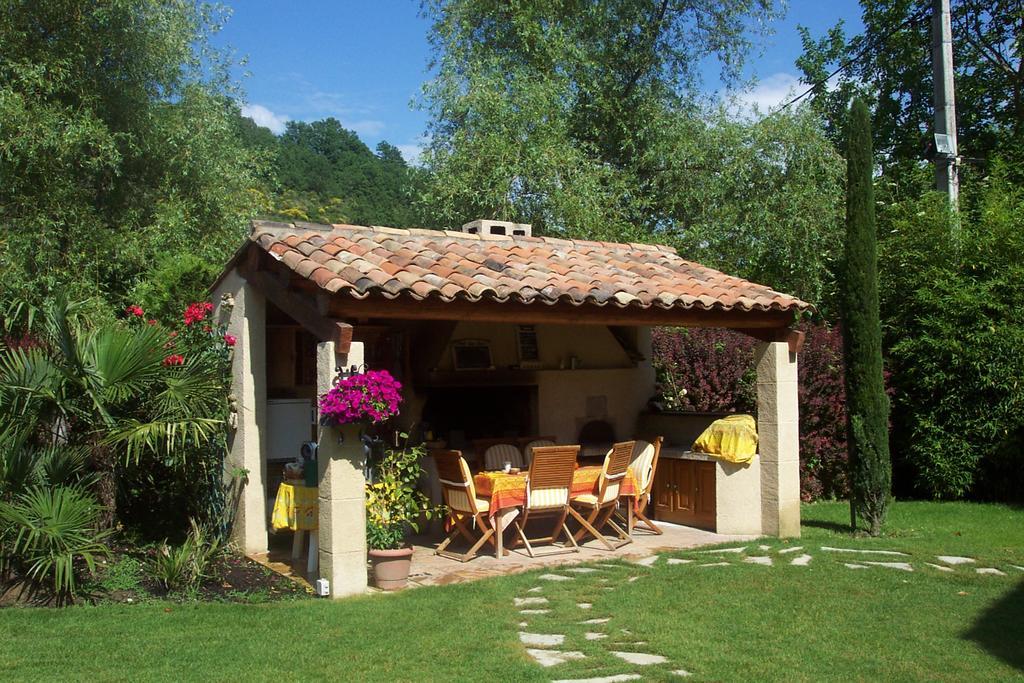 La Campagne St Lazare - Restaurant Chambres d'Hôtes Piscine&SPA Forcalquier Extérieur photo